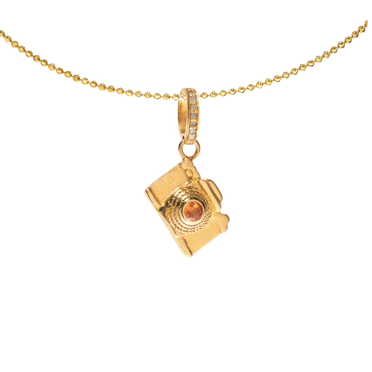 Camera gold charm necklace with delicate design, stylish minimalist jewelry accessory, perfect gift for photography lovers