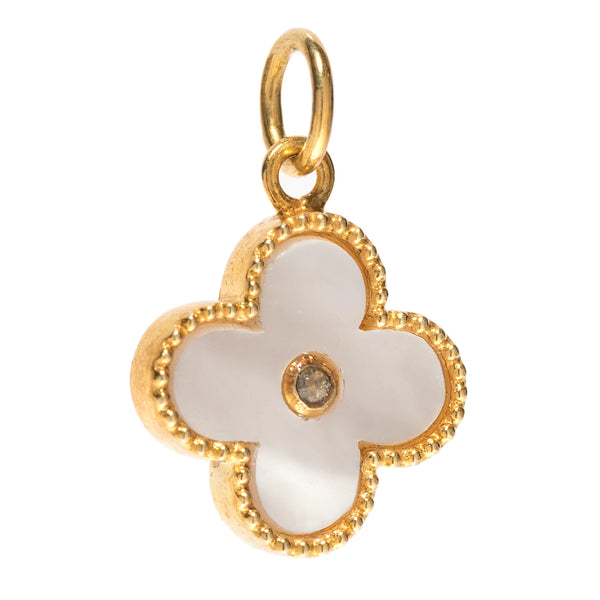 Gold clover charm with diamond center – four-leaf pendant for luck and style