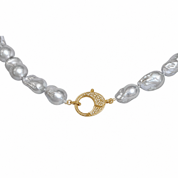 Grey Freshwater Baroque Pearl with Diamond Closure