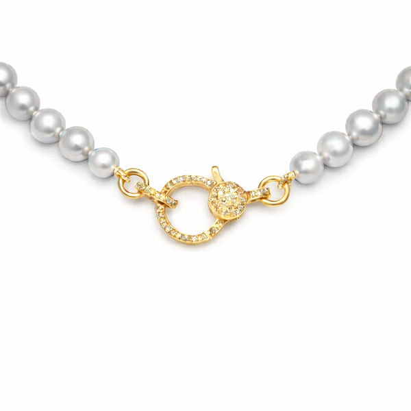 Grey Freshwater Pearl with Diamond Closure
