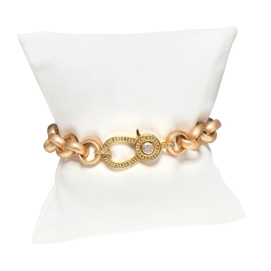 Cable chain bracelet with Polki diamond closure, elegant handcrafted jewelry for modern timeless style