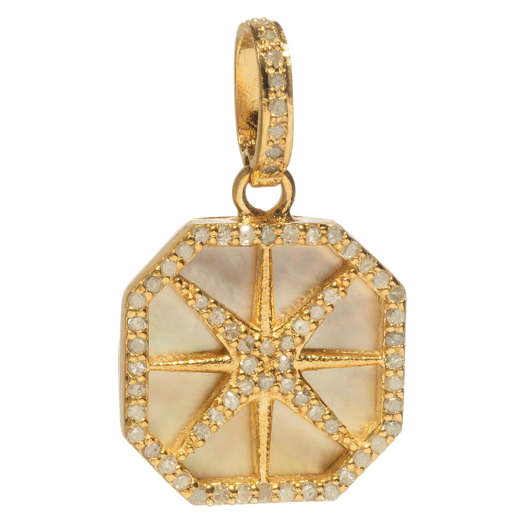 Star medallion charm with mother of pearl and diamond – radiant pendant combining iridescent shimmer and celestial sparkle

