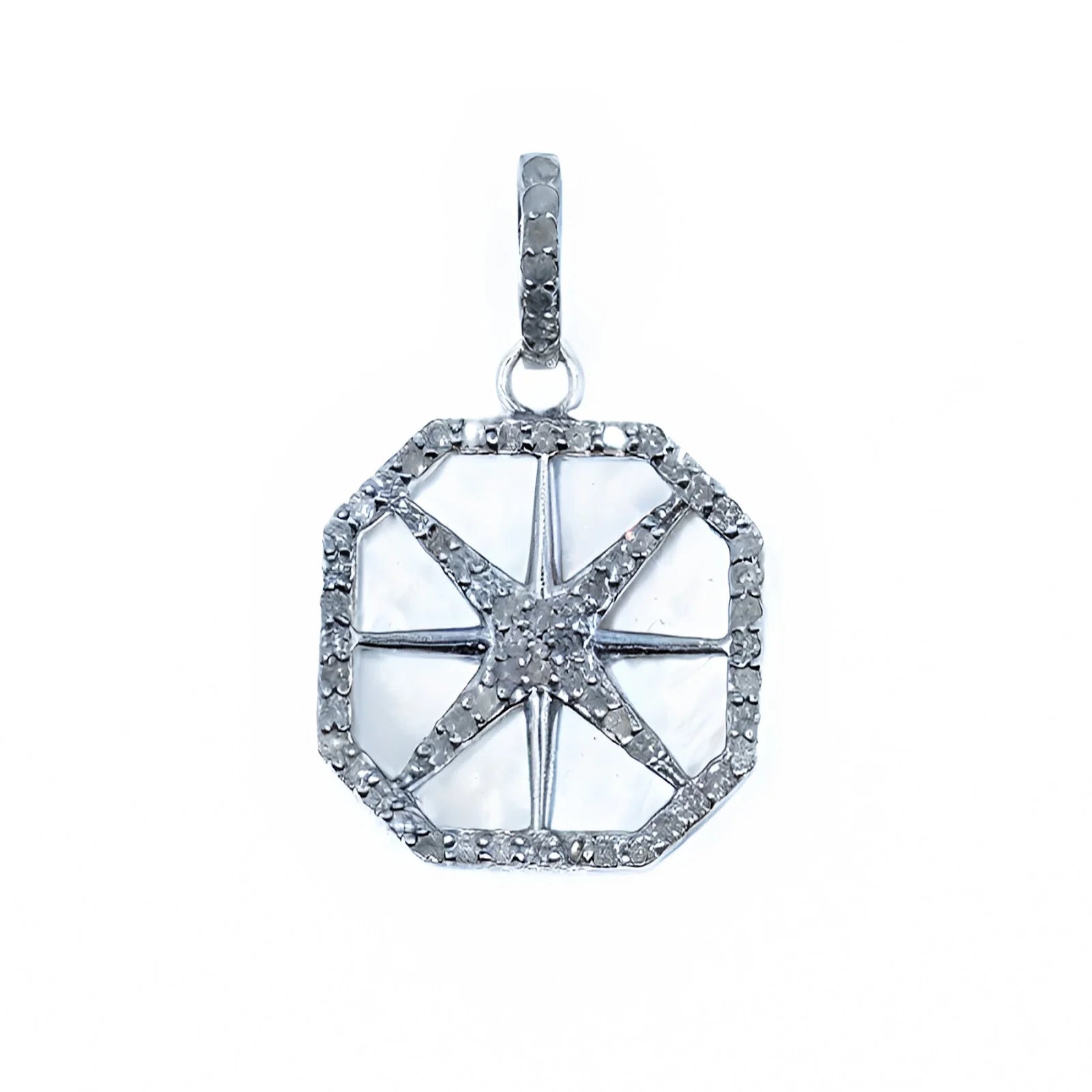 Star medallion charm with mother of pearl and diamond – radiant pendant combining iridescent shimmer and celestial sparkle

