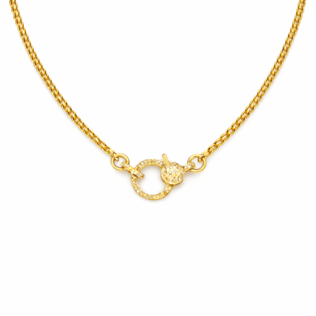 Venetian gold necklace with elegant minimalist design, luxurious stylish jewelry accessory for everyday wear