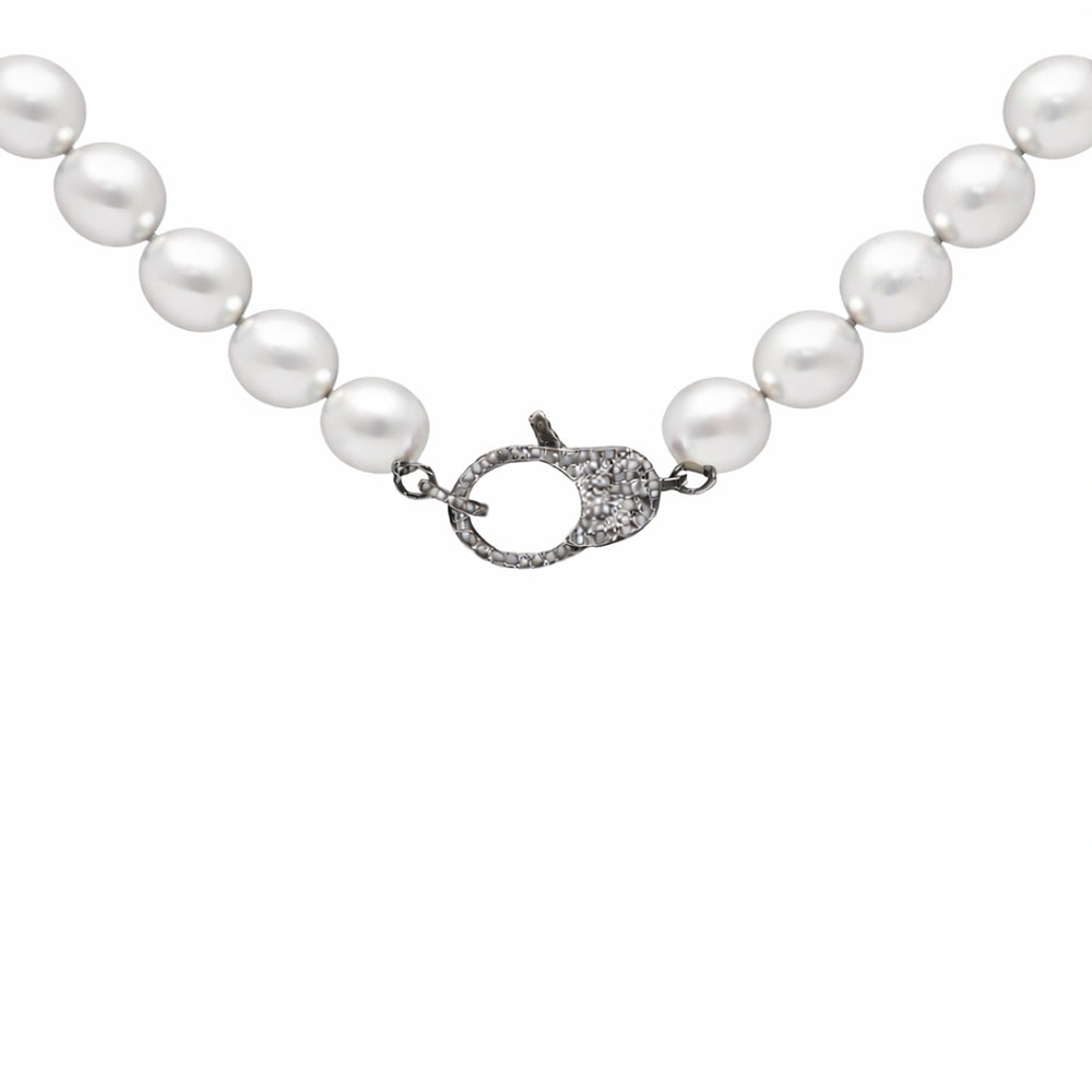 White Freshwater Pearl with Diamond Closure - Medium