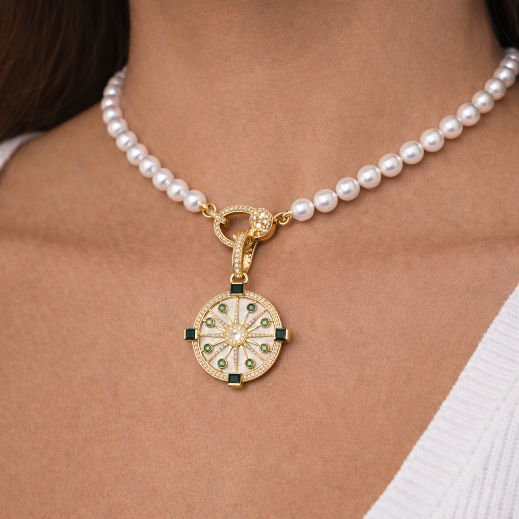 White Freshwater Pearl with Diamond Closure - Small